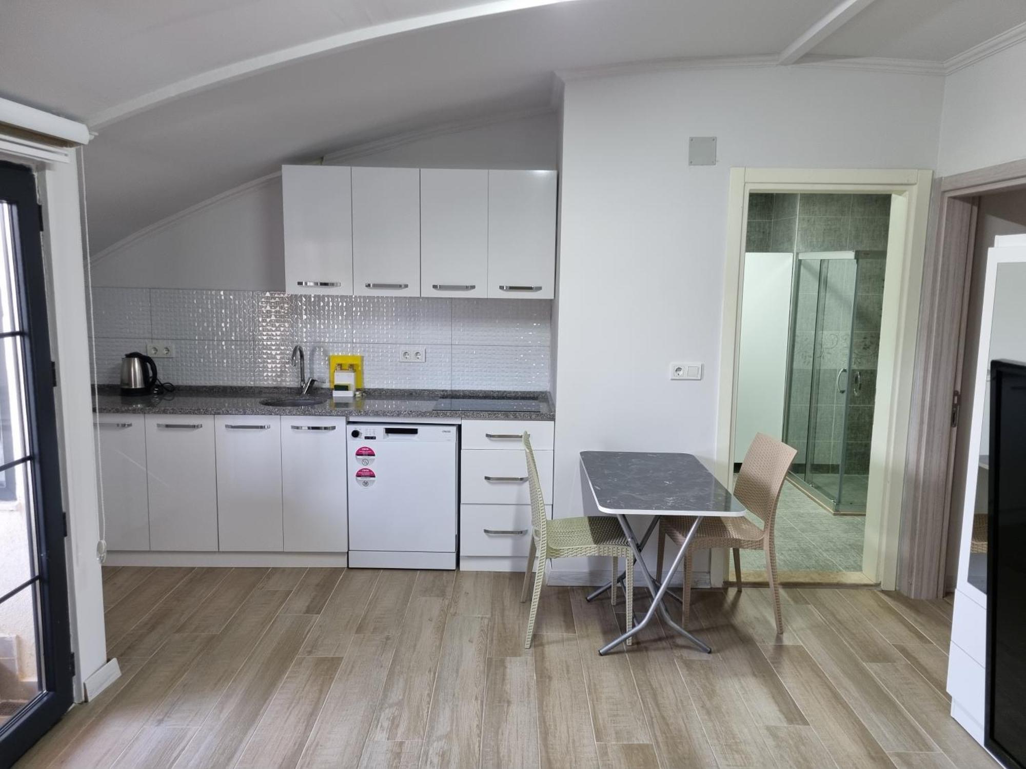 Yasam Park Apart Hotel - Fethiye Calis Beach Rom bilde